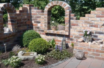 Brick wall from the wind